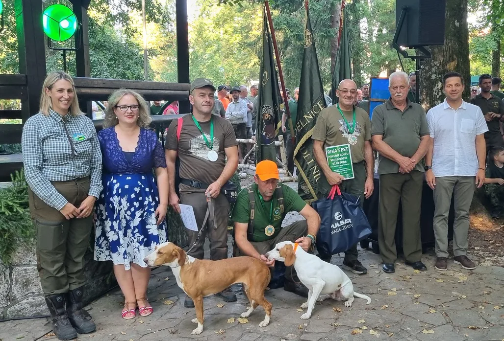 Najbolji na reviji pasa bio je istarski kratkodlaki gonič